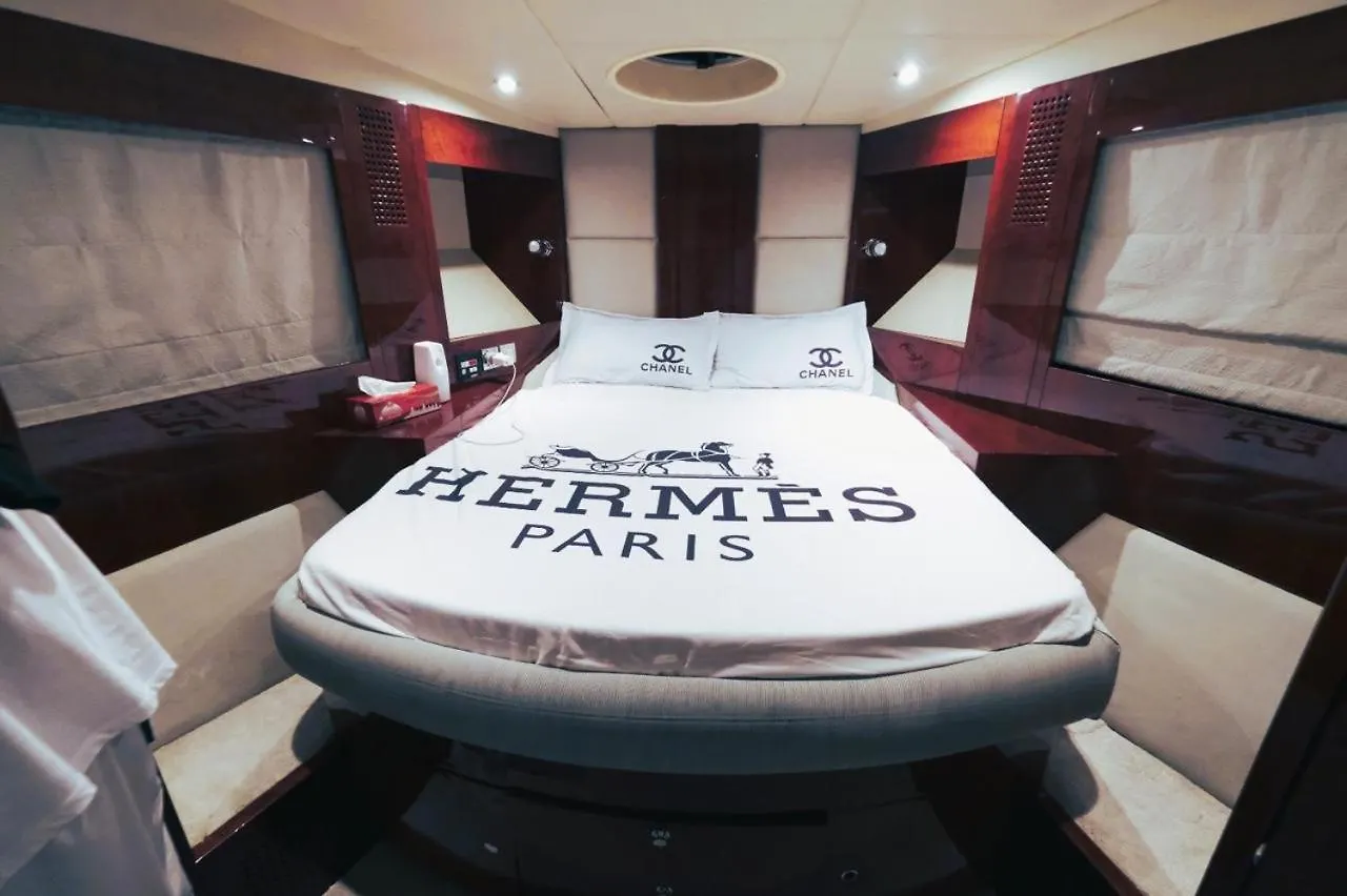Riviera Leisure Yachts Dubai Hotel United Arab Emirates
