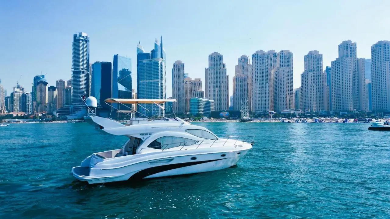 ספינת מלון מלון Riviera Leisure Yachts דובאי